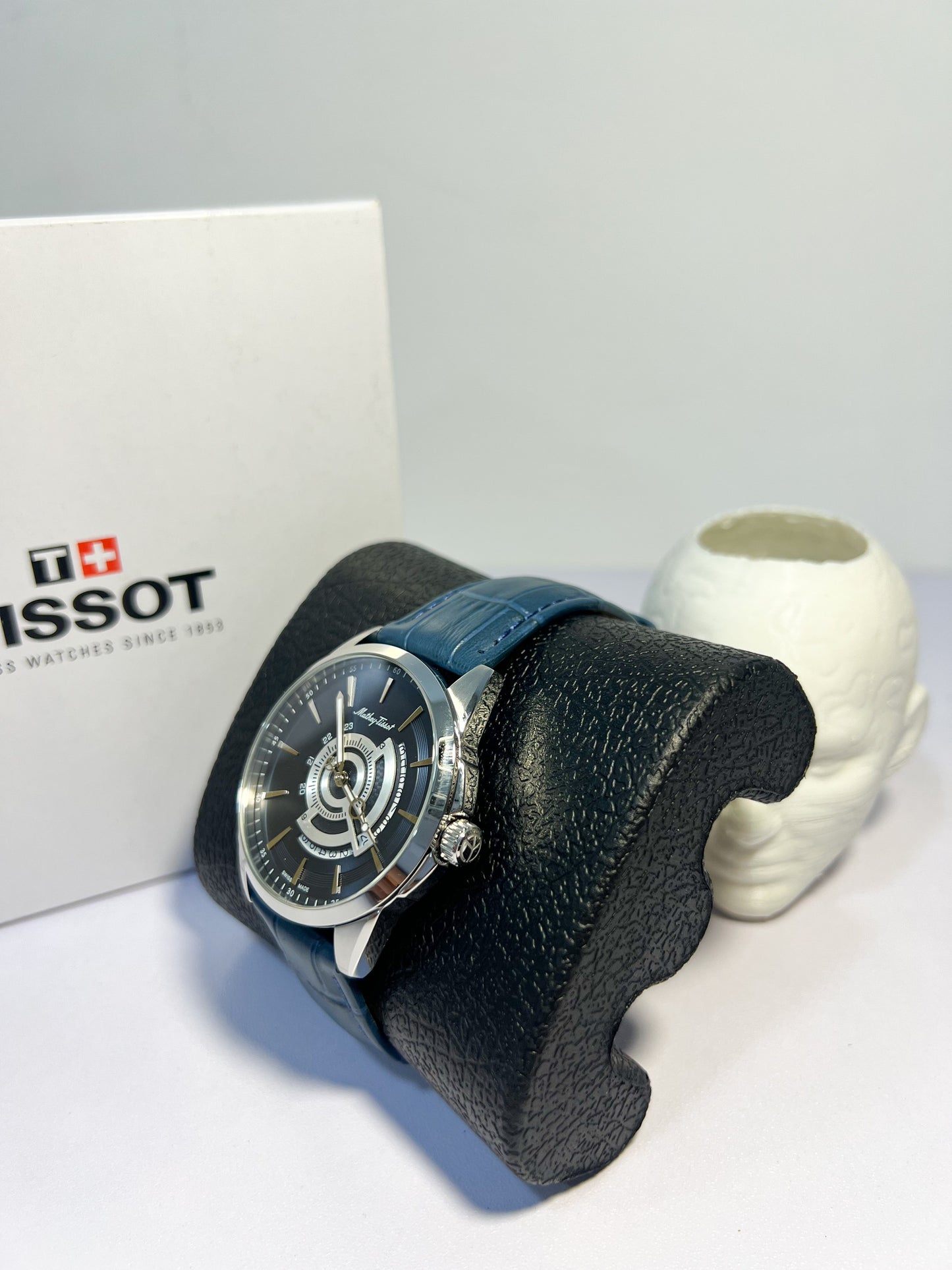 Đồng Hồ Nam Mathey Tissot Mondo Quartz Blue Dial