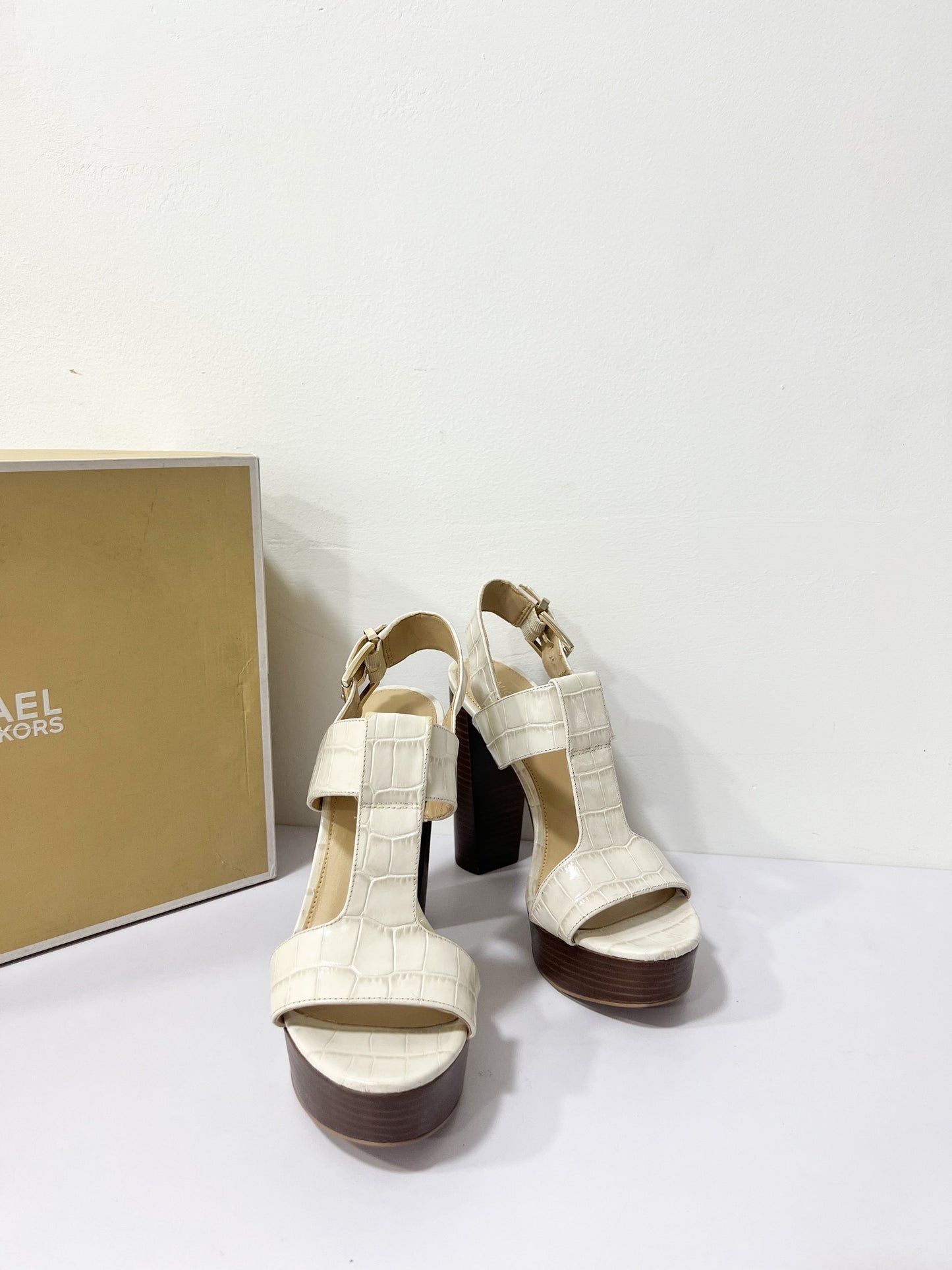 Giày Cao Gót Micheal Kors Size 39.5