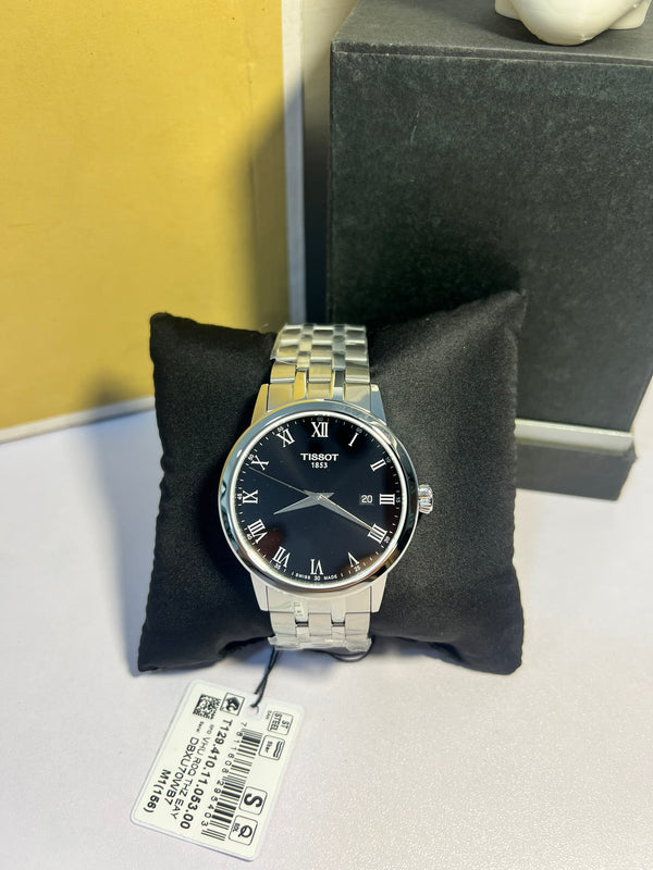 Đồng hồ nam Tissot T-Classic Quartz Black Dial