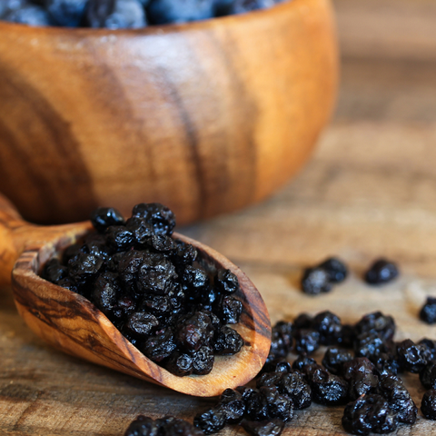Việt quất sấy khô Kirkland Blueberries 567g